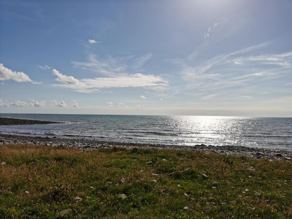 Sea And Mountain View Sunbeach Snowdonia Holiday home *